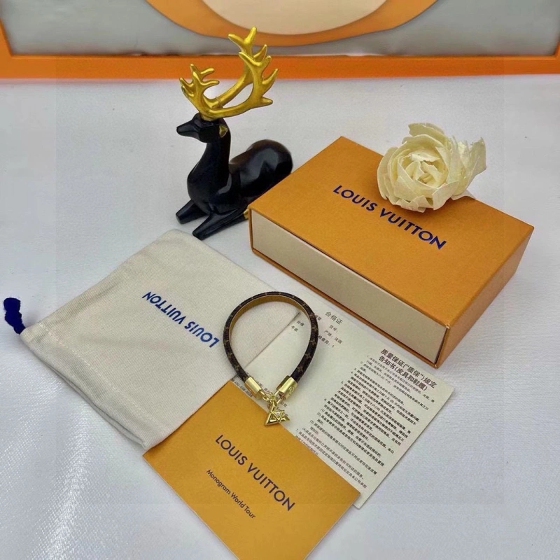 Louis Vuitton Bracelets Bright 256804