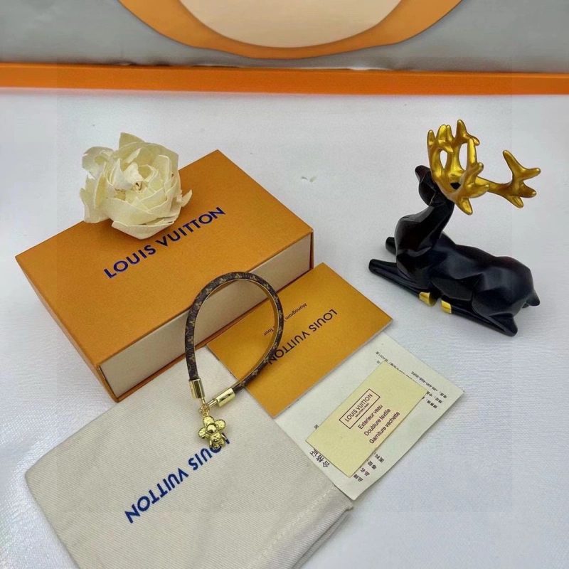 Practical Louis Vuitton Bracelets 256778