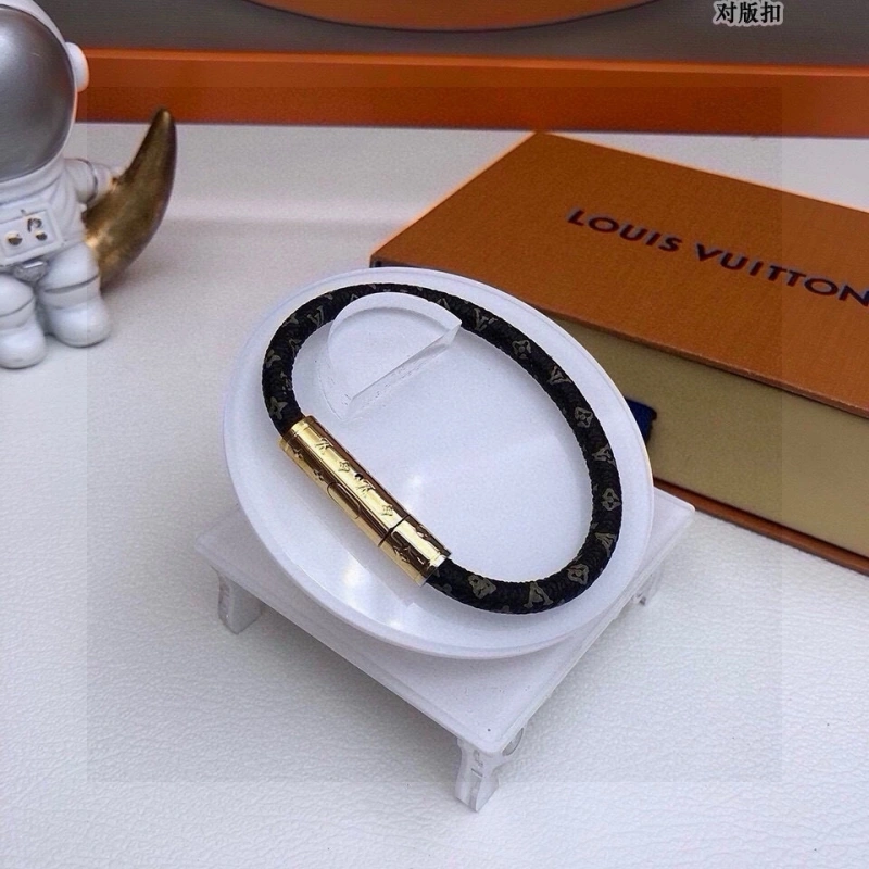 FlexibleFit Louis Vuitton Bracelets 256777