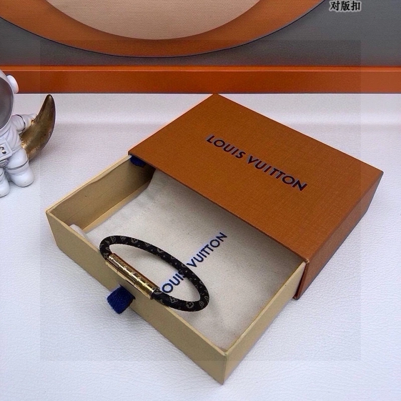 FlexibleFit Louis Vuitton Bracelets 256777