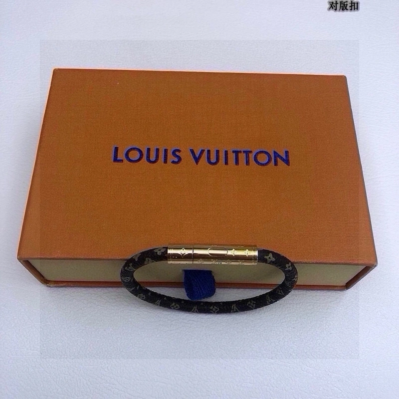 FlexibleFit Louis Vuitton Bracelets 256777