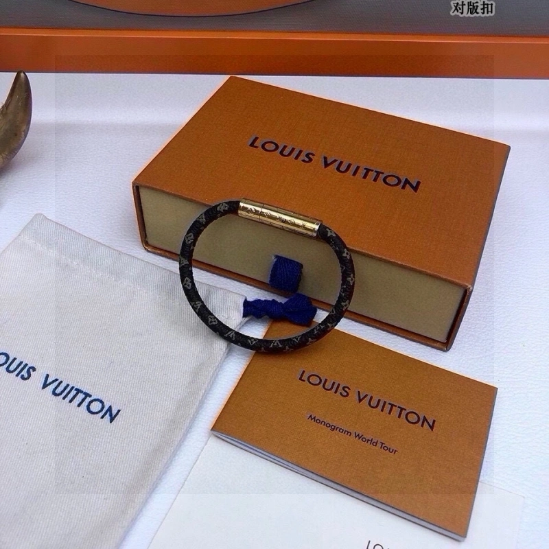 FlexibleFit Louis Vuitton Bracelets 256777