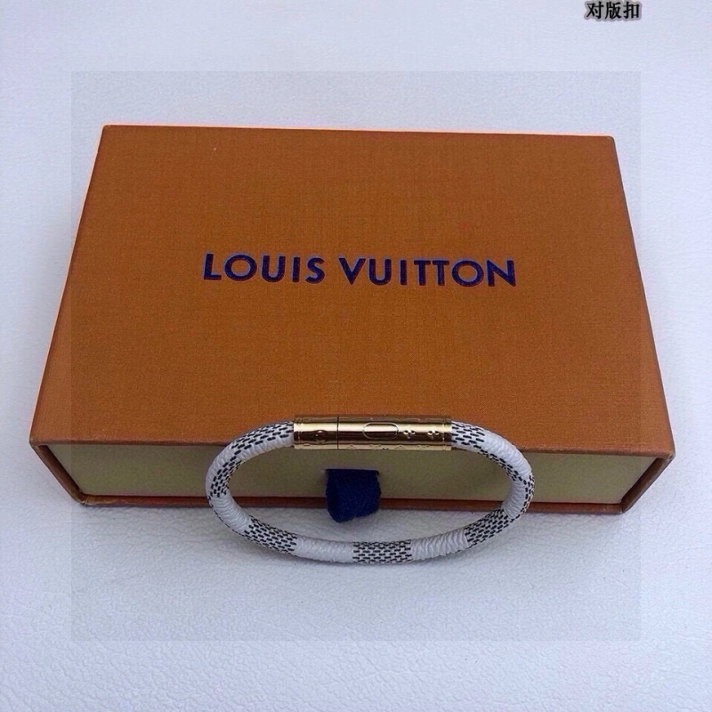 Louis Vuitton Bracelets Durable 256776