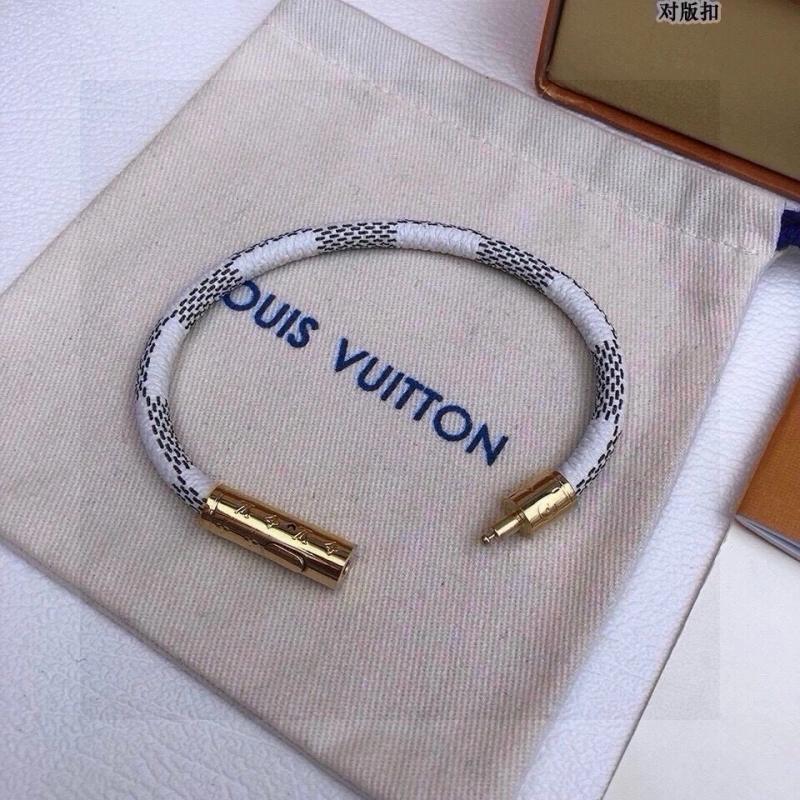 Louis Vuitton Bracelets Durable 256776