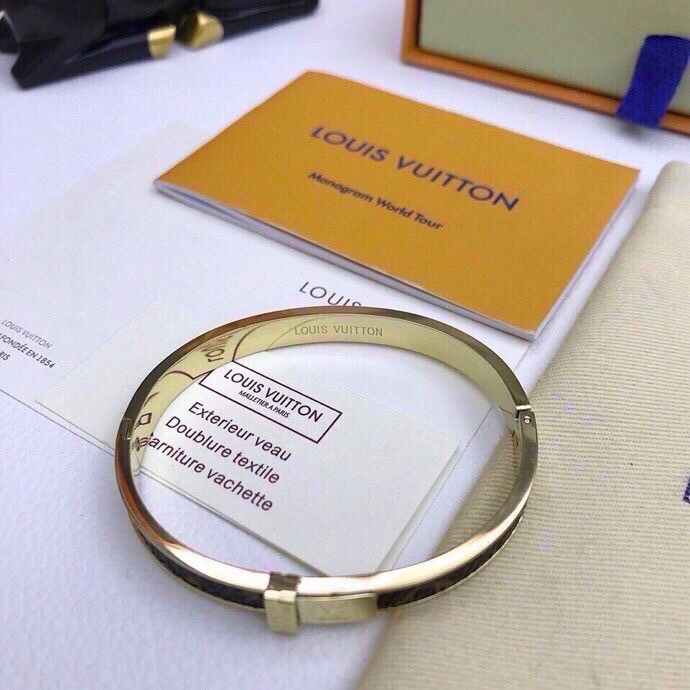 Louis Vuitton Bracelets FreshLook 256774