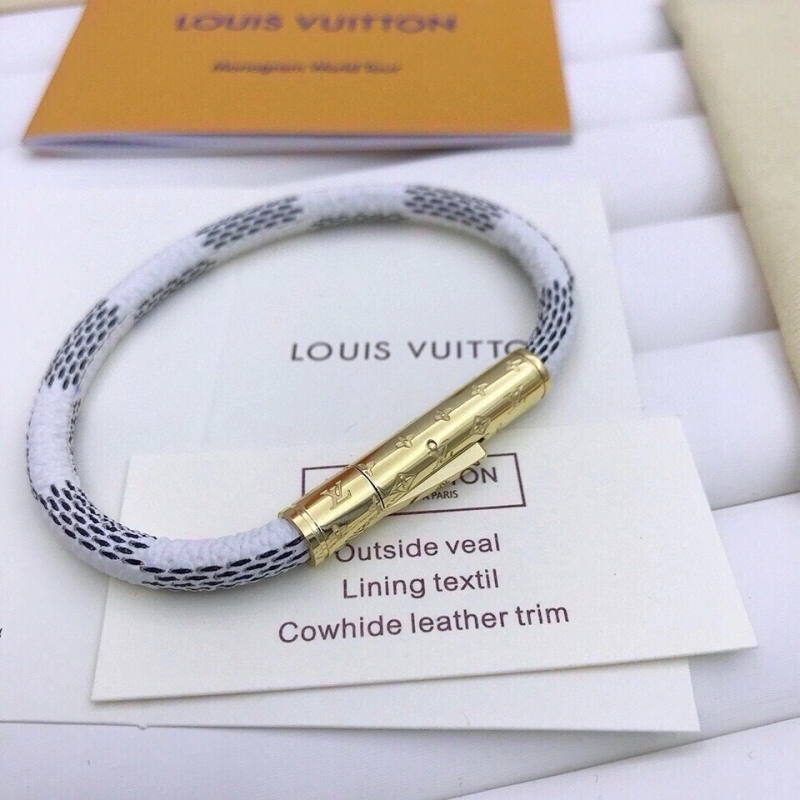 SmoothTexture Louis Vuitton Bracelets 256770