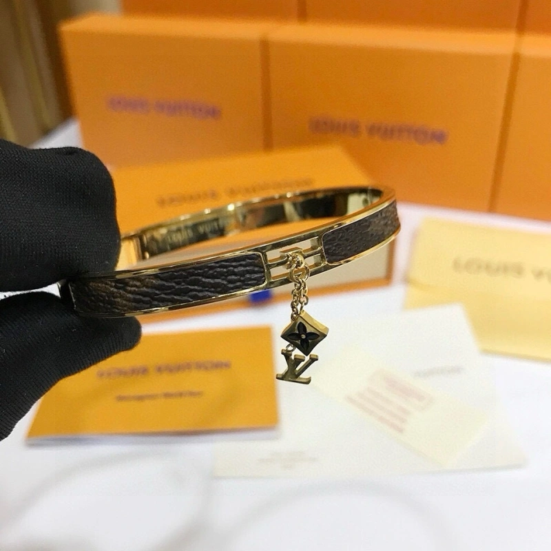 Louis Vuitton Bracelets SportInspired 256762