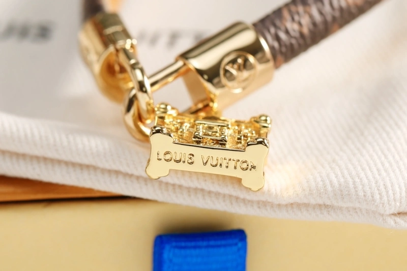 Louis Vuitton Bracelets TechFriendly 256747