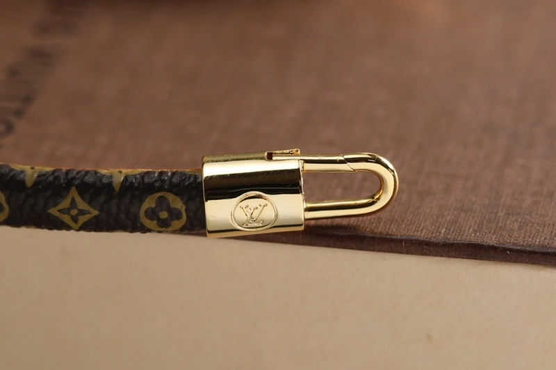 Louis Vuitton Bracelets Cozy 256748