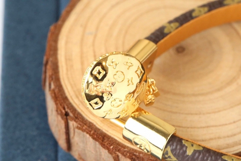 Louis Vuitton Bracelets Unique 256742