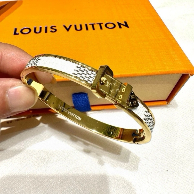 Louis Vuitton Bracelets Packable 256756