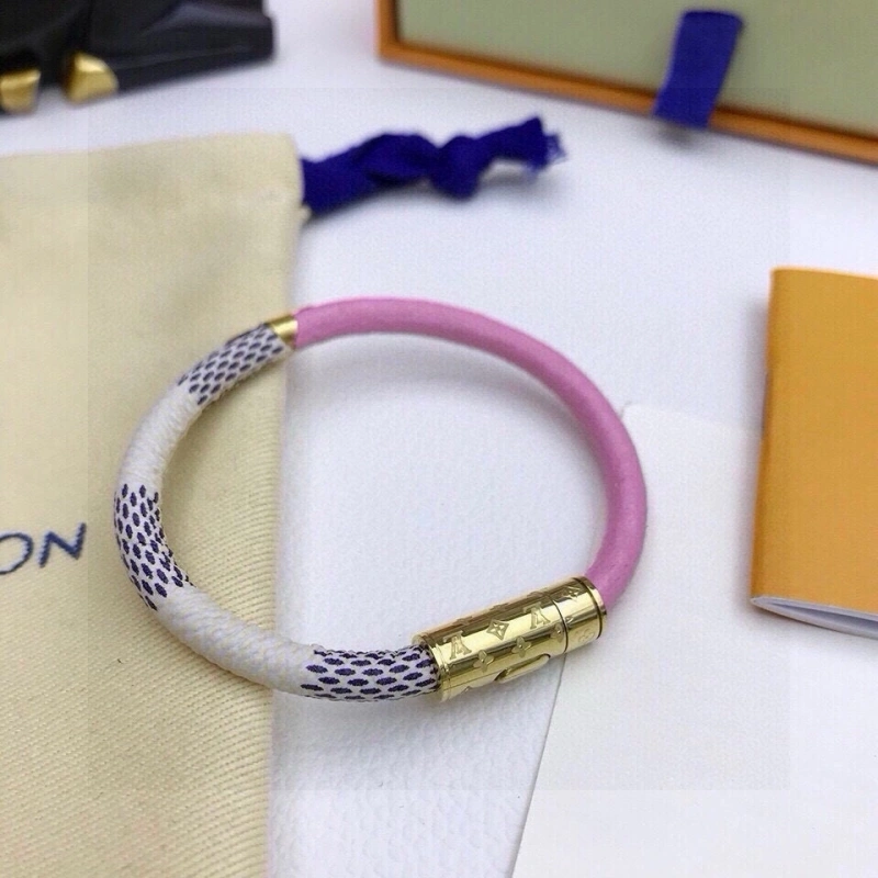 SunProtective Louis Vuitton Bracelets 256754