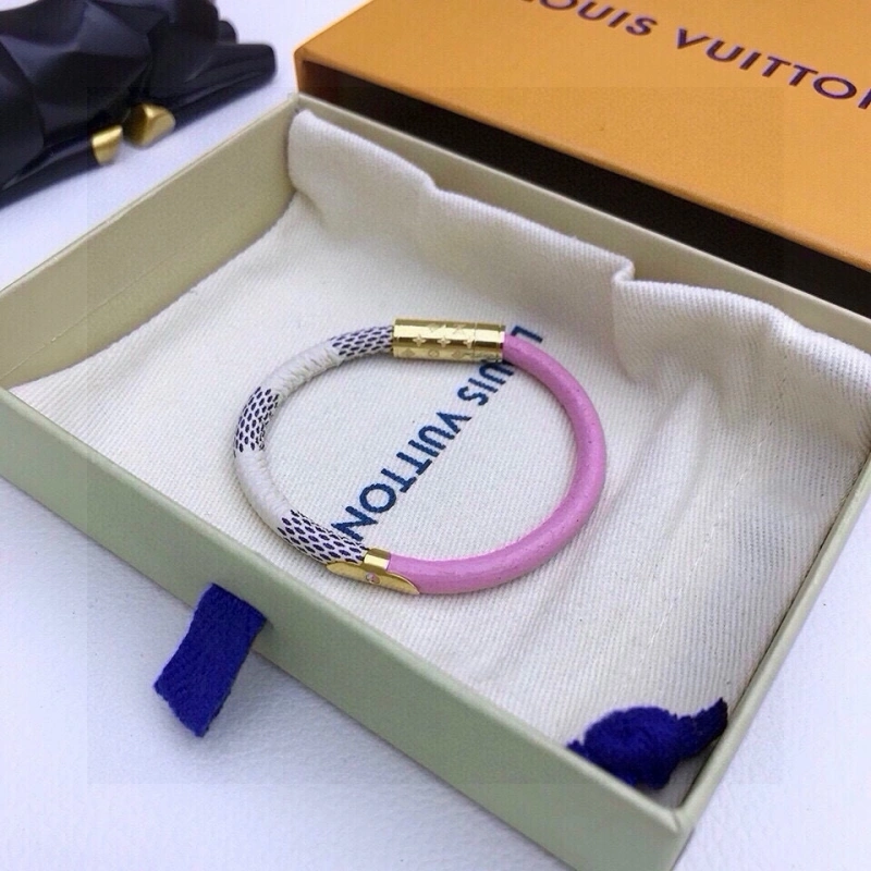 SunProtective Louis Vuitton Bracelets 256754