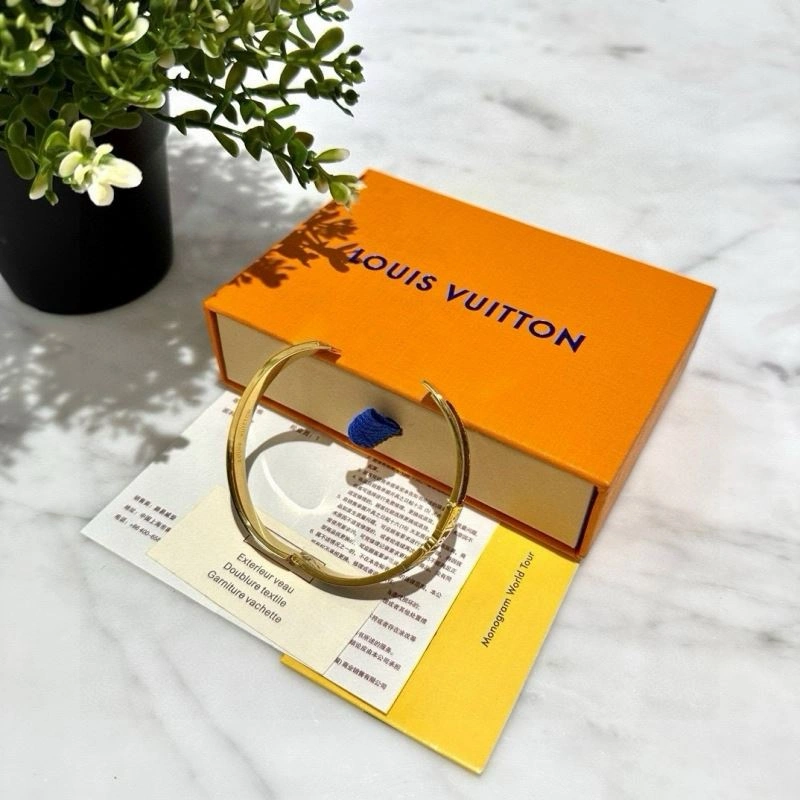 QuickDry Louis Vuitton Bracelets 256707