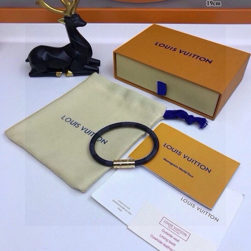 Functional Louis Vuitton Bracelets 256705