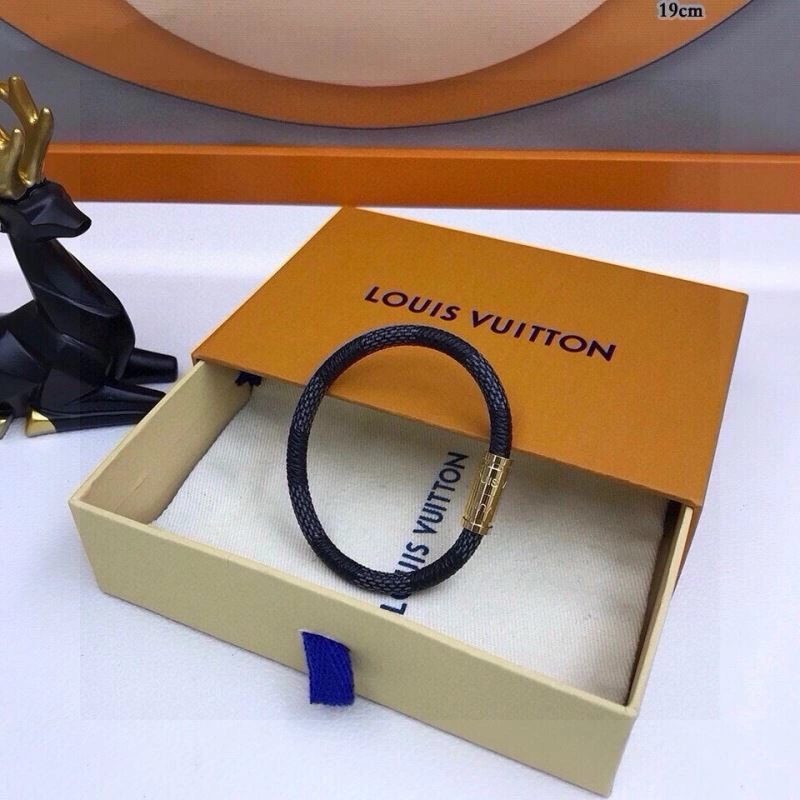 Functional Louis Vuitton Bracelets 256705