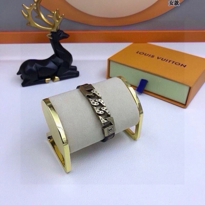 StreetReady Louis Vuitton Bracelets 256697