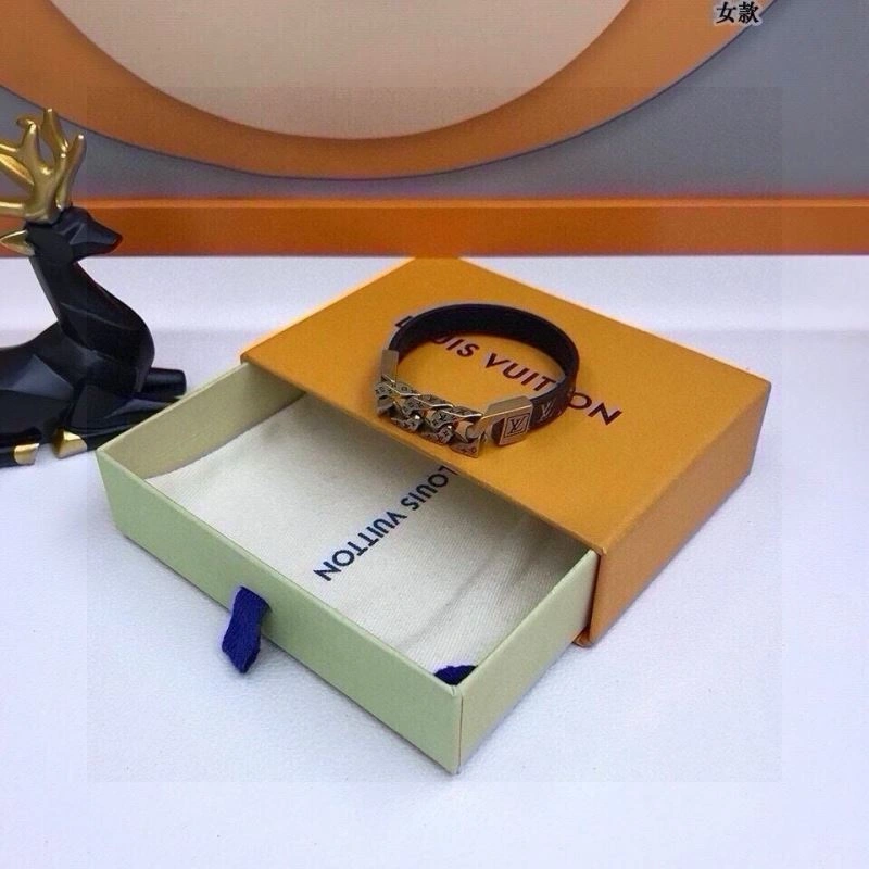StreetReady Louis Vuitton Bracelets 256697