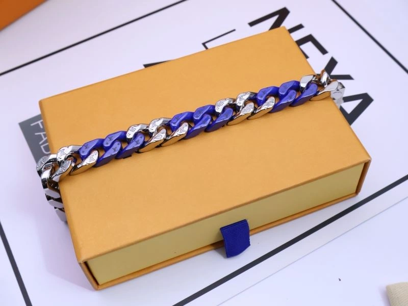 Trendy Louis Vuitton Bracelets 256691