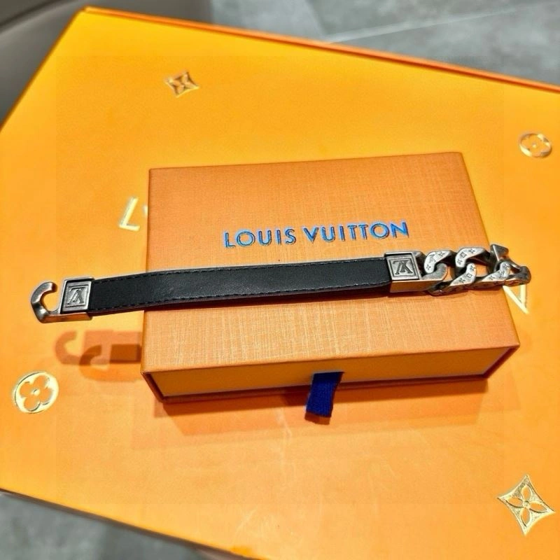 Louis Vuitton Bracelets Tailored 256683