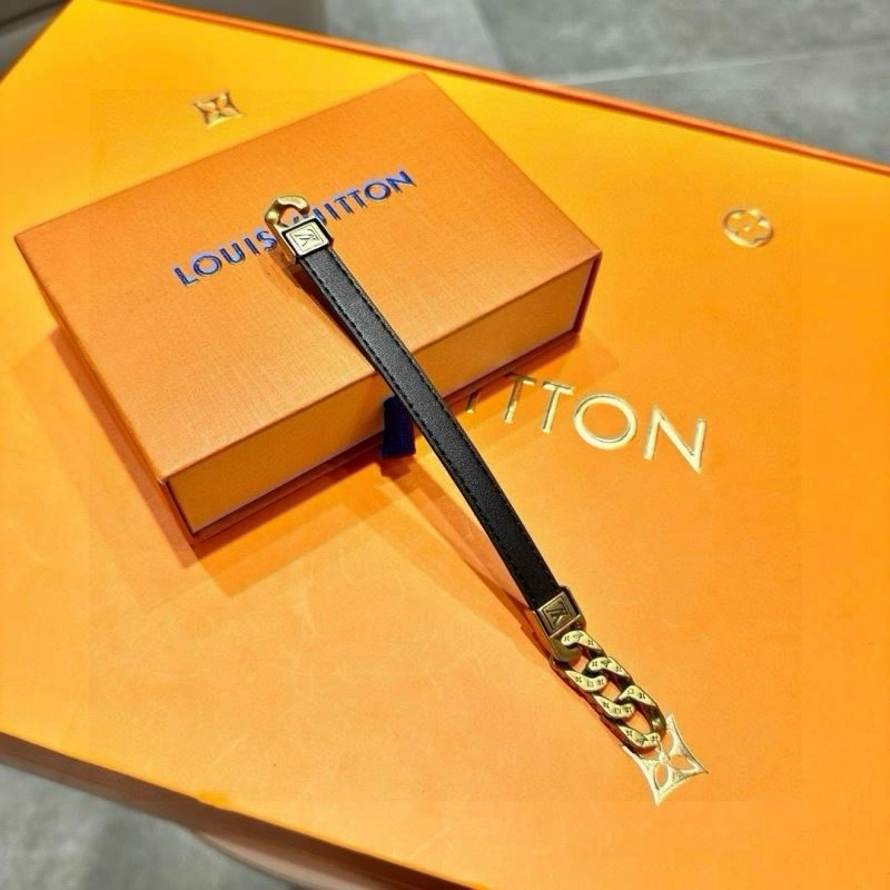 Practical Louis Vuitton Bracelets 256680