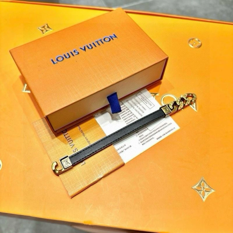 Practical Louis Vuitton Bracelets 256680