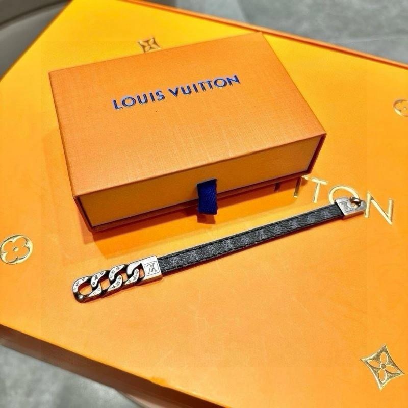 Louis Vuitton Bracelets Soft 256675