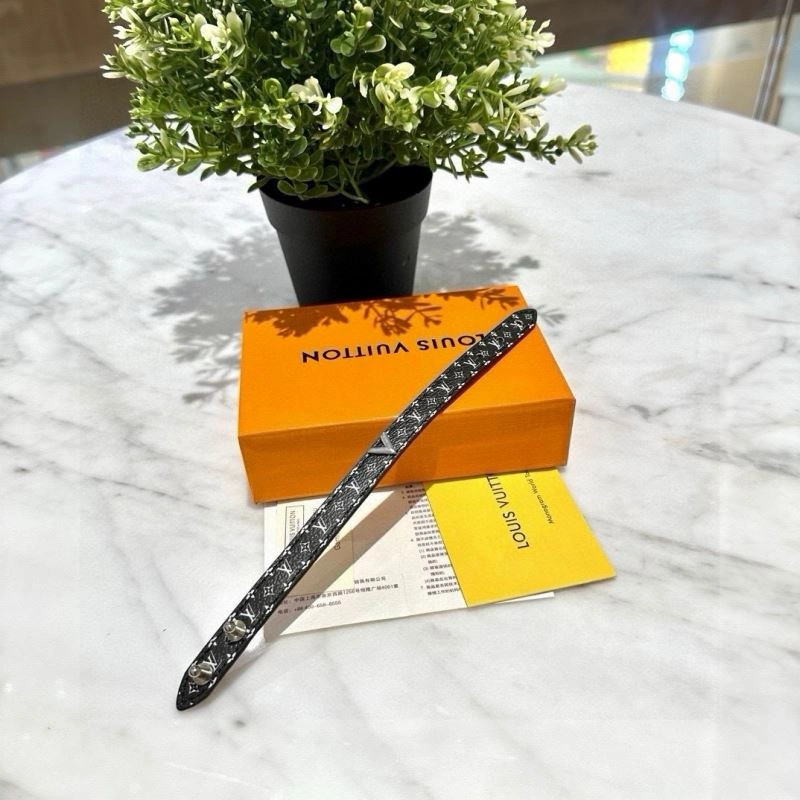 Original Louis Vuitton Bracelets 256685