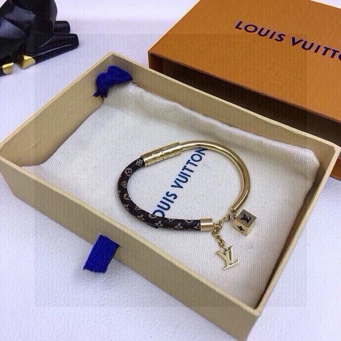 Louis Vuitton Bracelets SmartChoice 256666