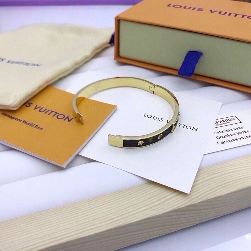 Louis Vuitton Bracelets StreetReady 256655