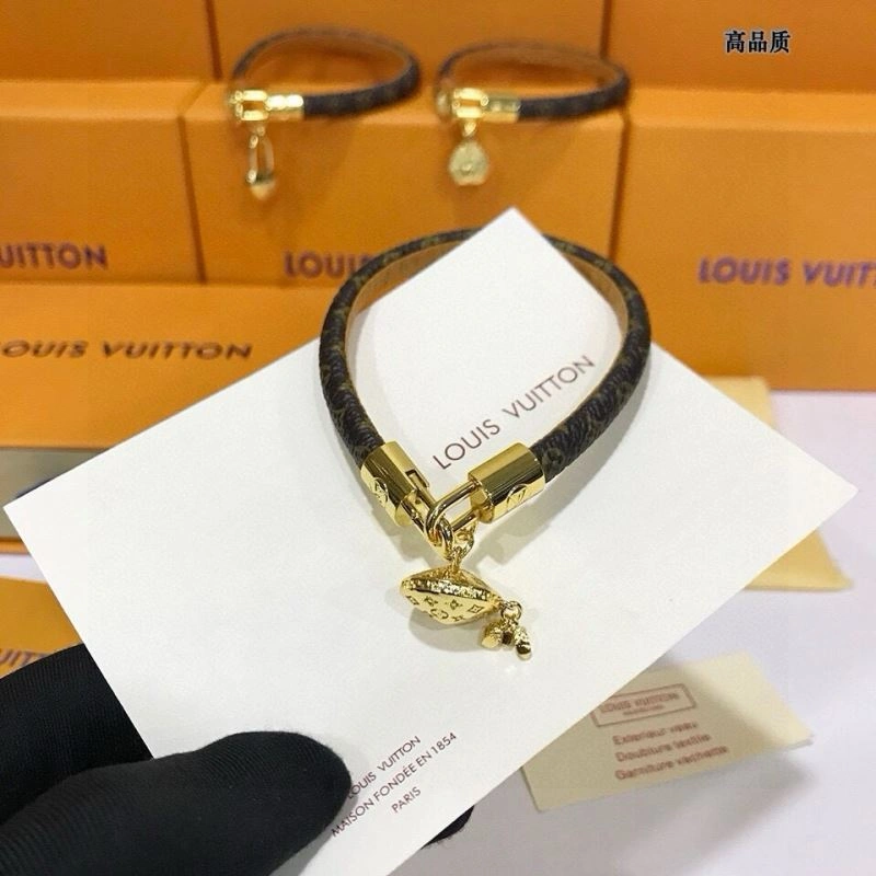 Louis Vuitton Bracelets Efficient 256664