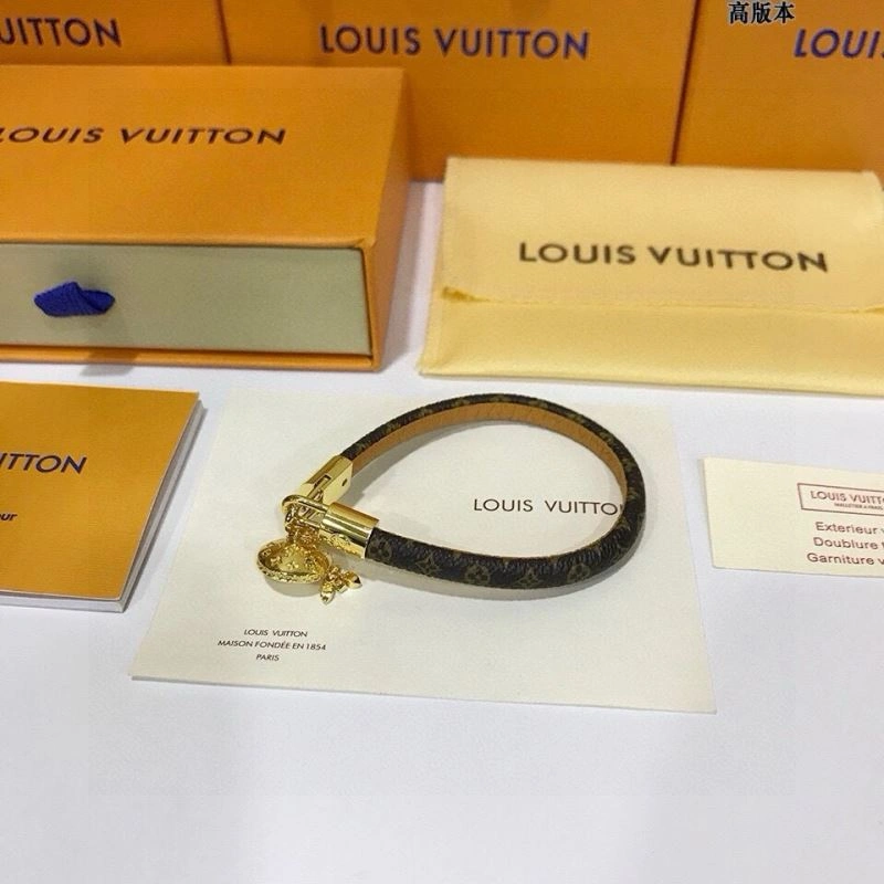 Louis Vuitton Bracelets Efficient 256664