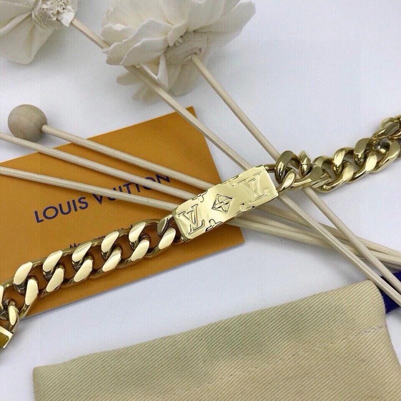 Louis Vuitton Bracelets Comfortable 256671