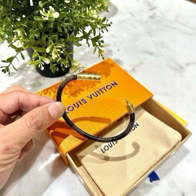 Casual Louis Vuitton Bracelets 256665
