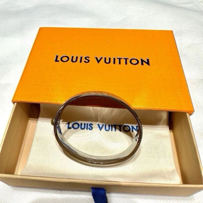 Tailored Louis Vuitton Bracelets 256651