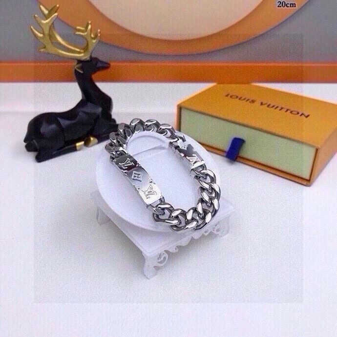 Louis Vuitton Bracelets EyeCatching 256688