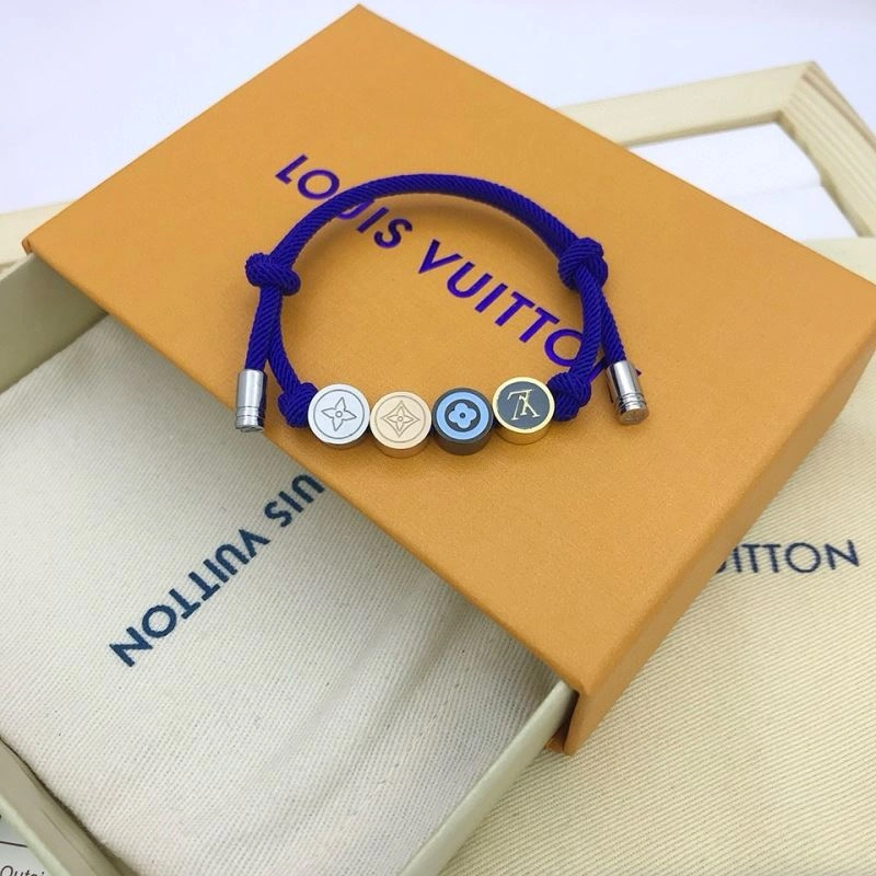 Trendsetting Louis Vuitton Bracelets 256647