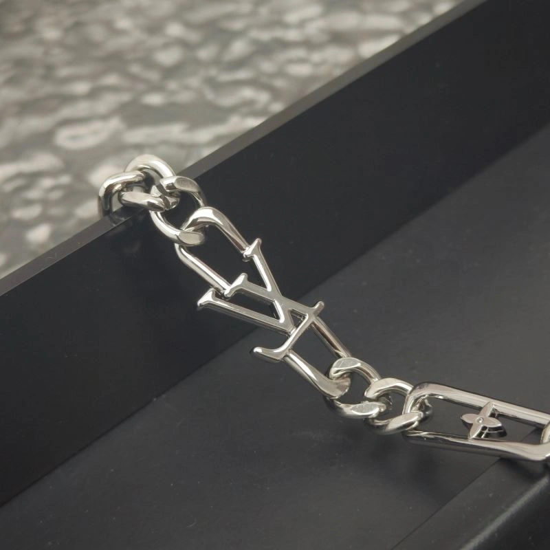 Fashionable Louis Vuitton Bracelets 256687