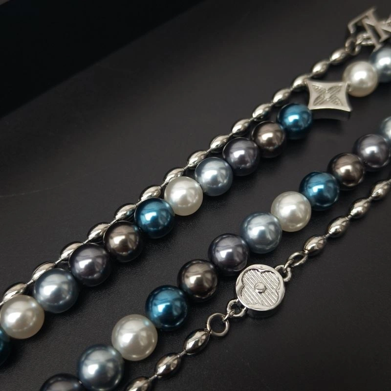 Comfortable Louis Vuitton Bracelets 256622