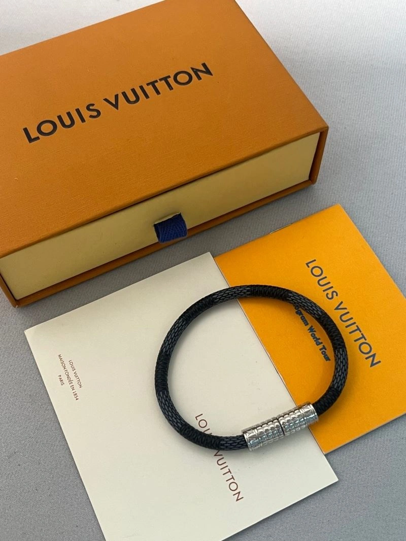Louis Vuitton Bracelets WellDesigned 256633