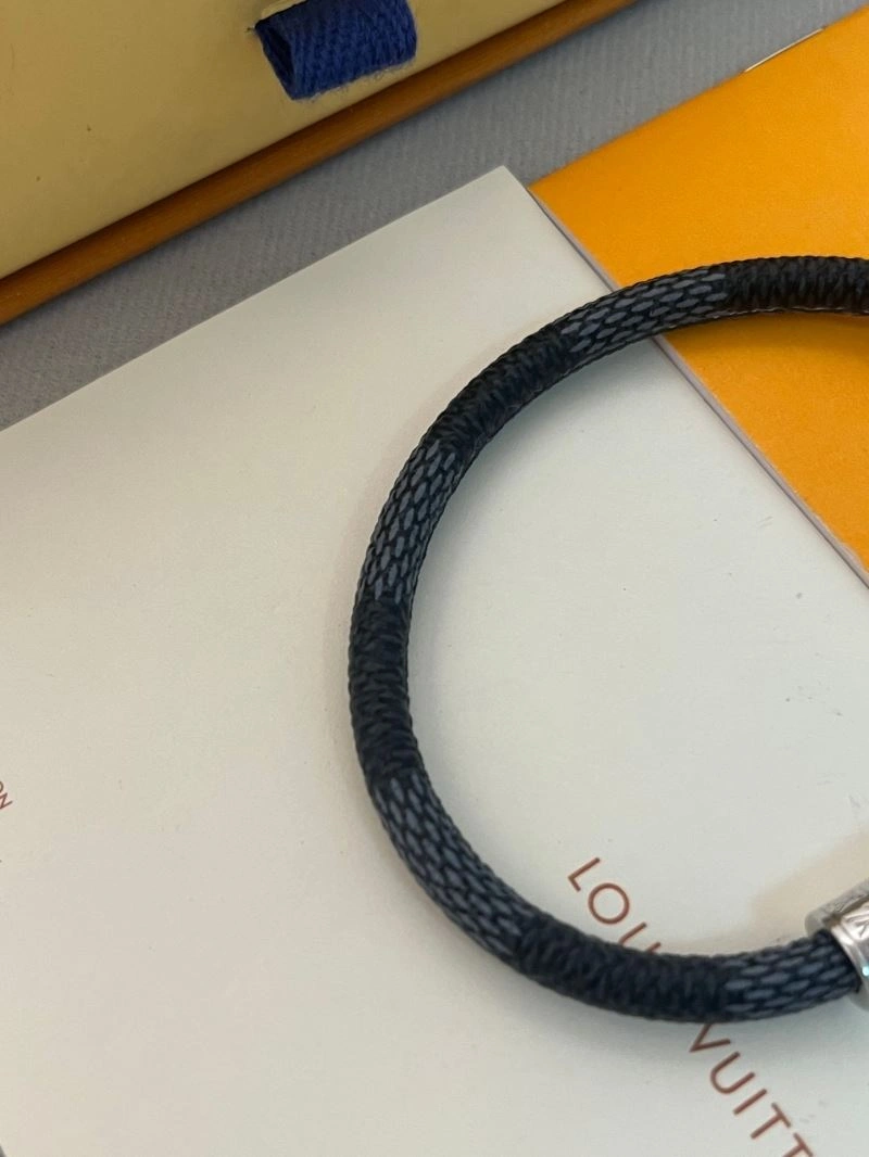 Louis Vuitton Bracelets WellDesigned 256633