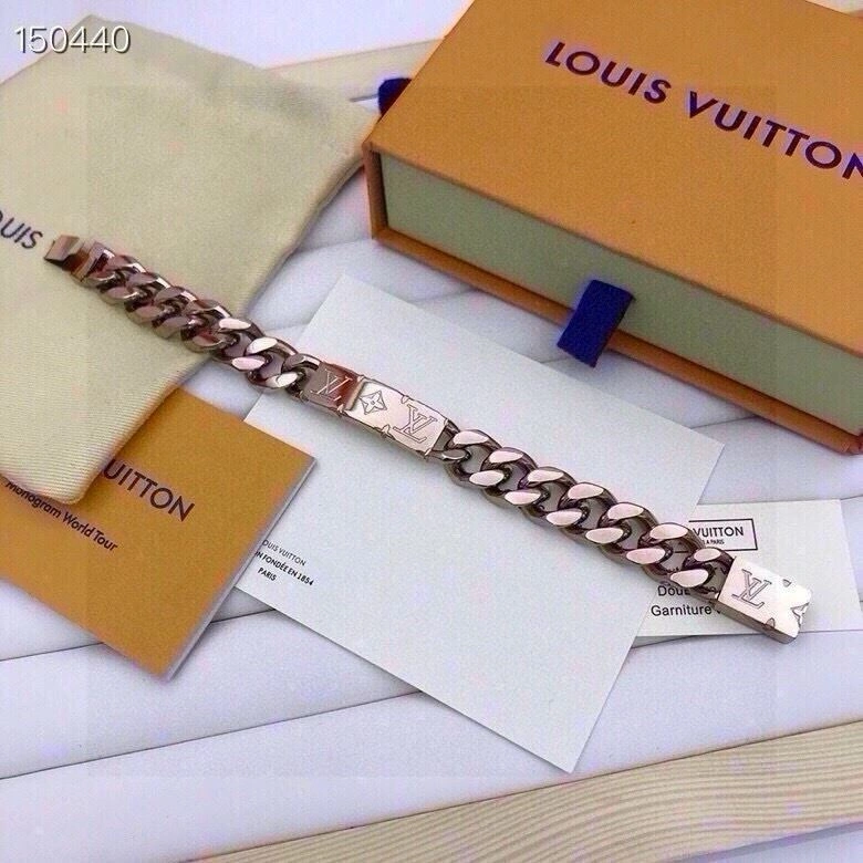 Louis Vuitton Bracelets Attractive 256629