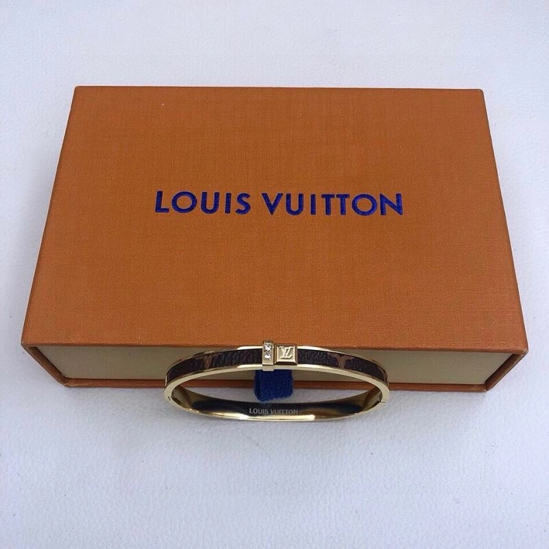 SoftTouch Louis Vuitton Bracelets 256650