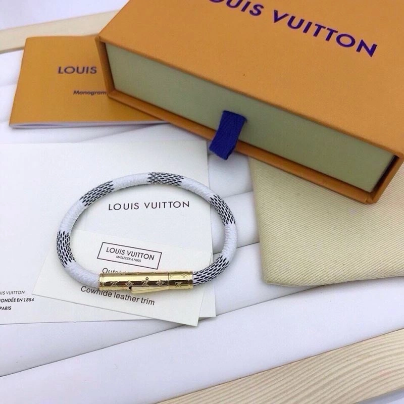 Sporty Louis Vuitton Bracelets 256632