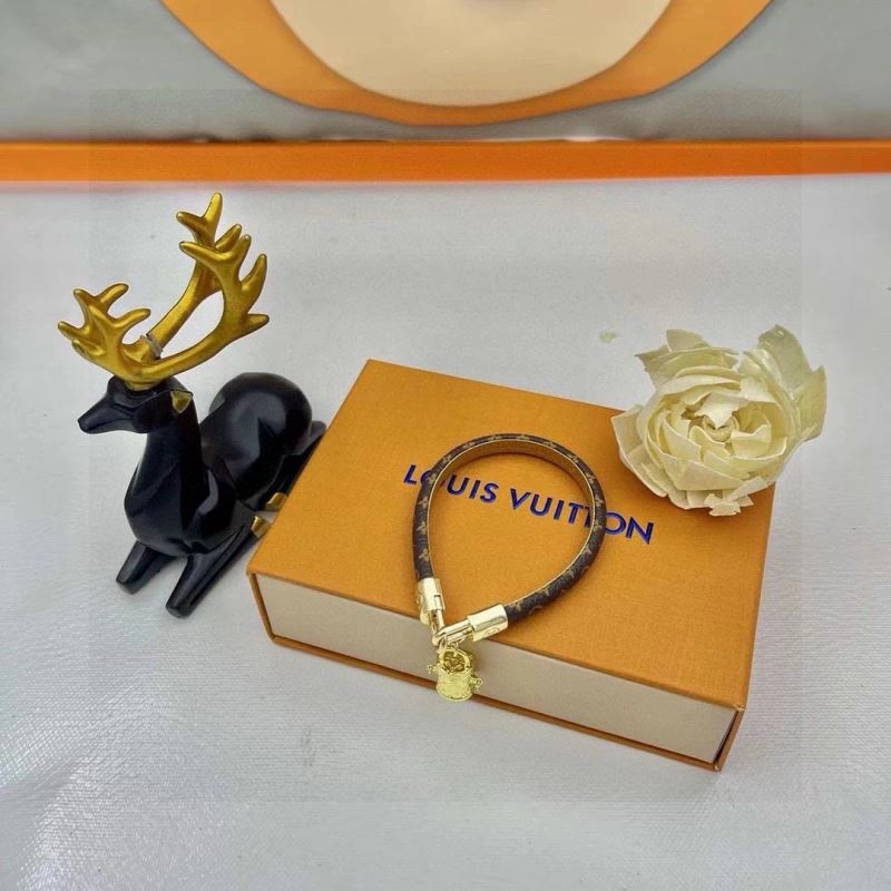 Louis Vuitton Bracelets SportInspired 256614
