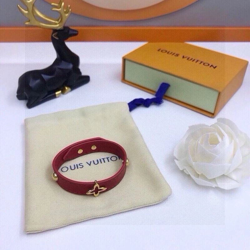 Louis Vuitton Bracelets TimelessDesign 256612