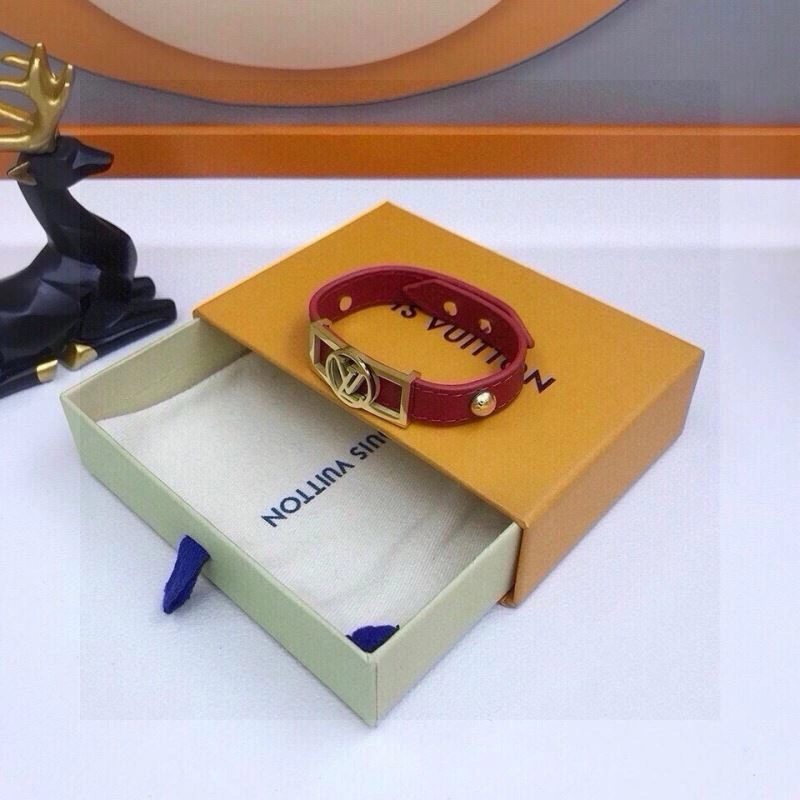 Louis Vuitton Bracelets Packable 256607