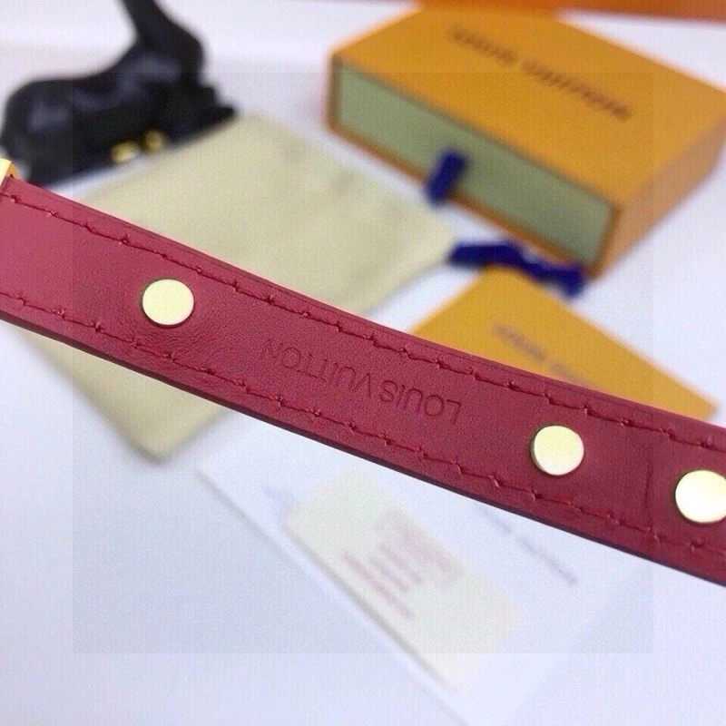 Louis Vuitton Bracelets Packable 256607