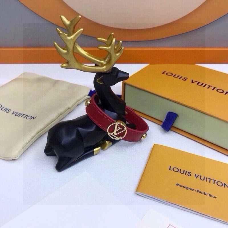 Louis Vuitton Bracelets Comfortable 256606