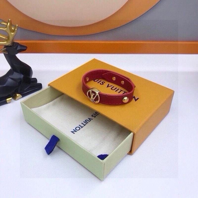 Louis Vuitton Bracelets Comfortable 256606